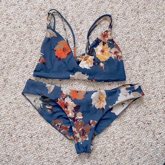 Boys + Arrows Other - Boys + Arrows Blue Floral Set